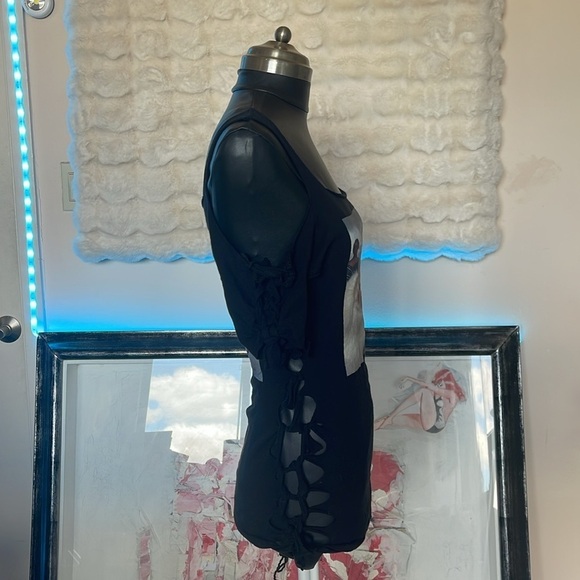 HANDCRAFTED black top - Picture 6 of 6